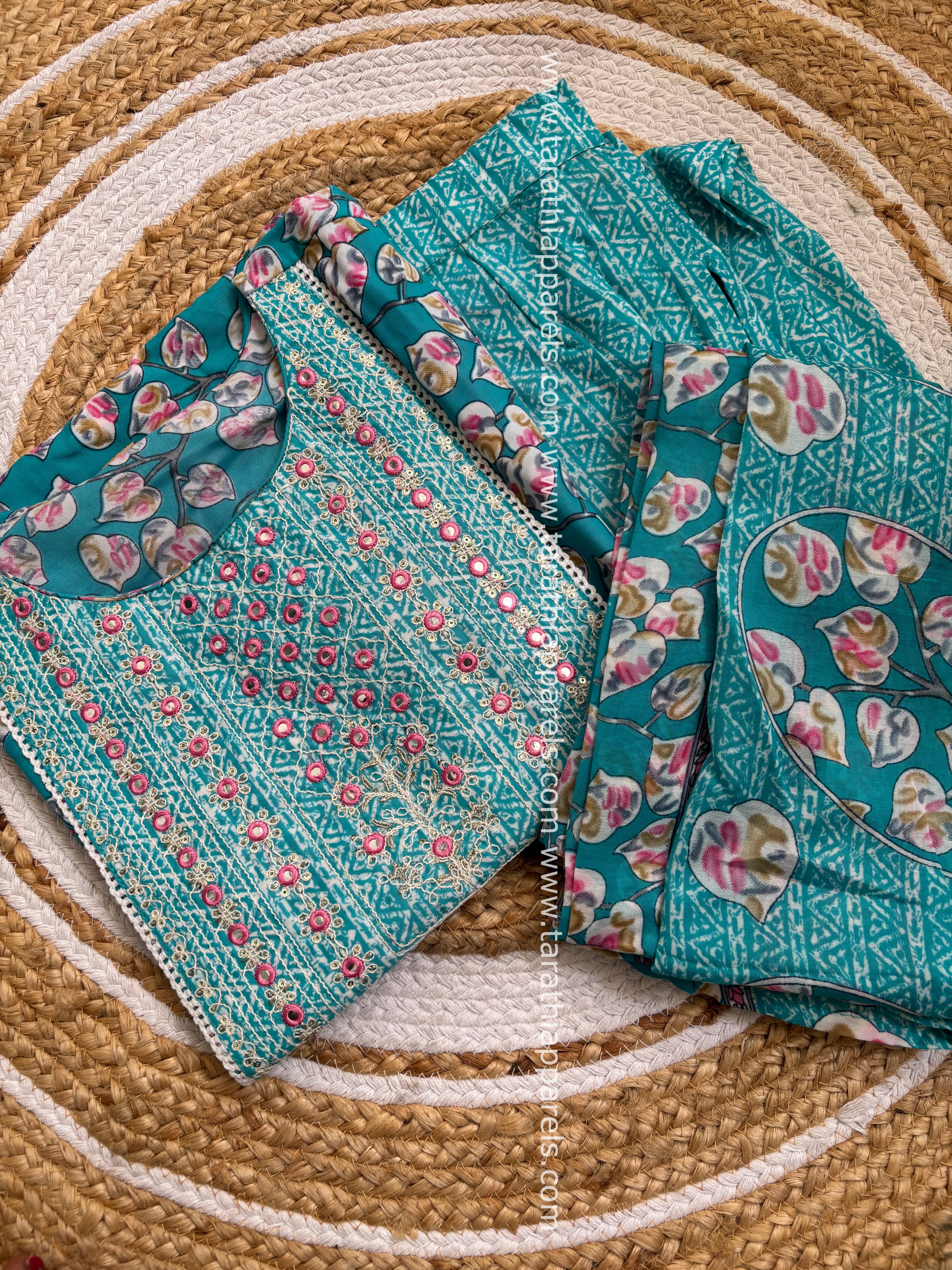 Tarathi Floral Design Three Pieces Set DR14