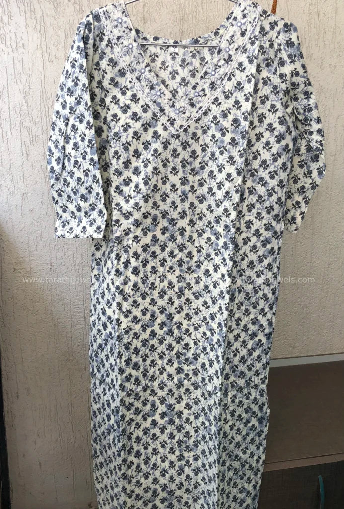 Tarathi Floral Design Two Pieces Set