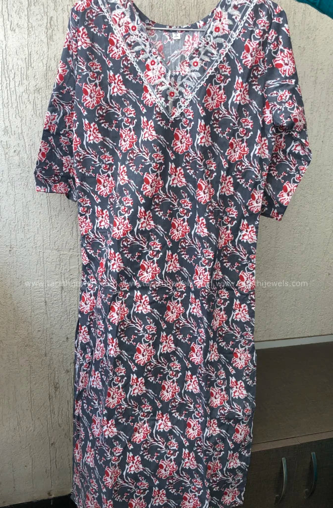 Tarathi V-Neck Two Pieces Set