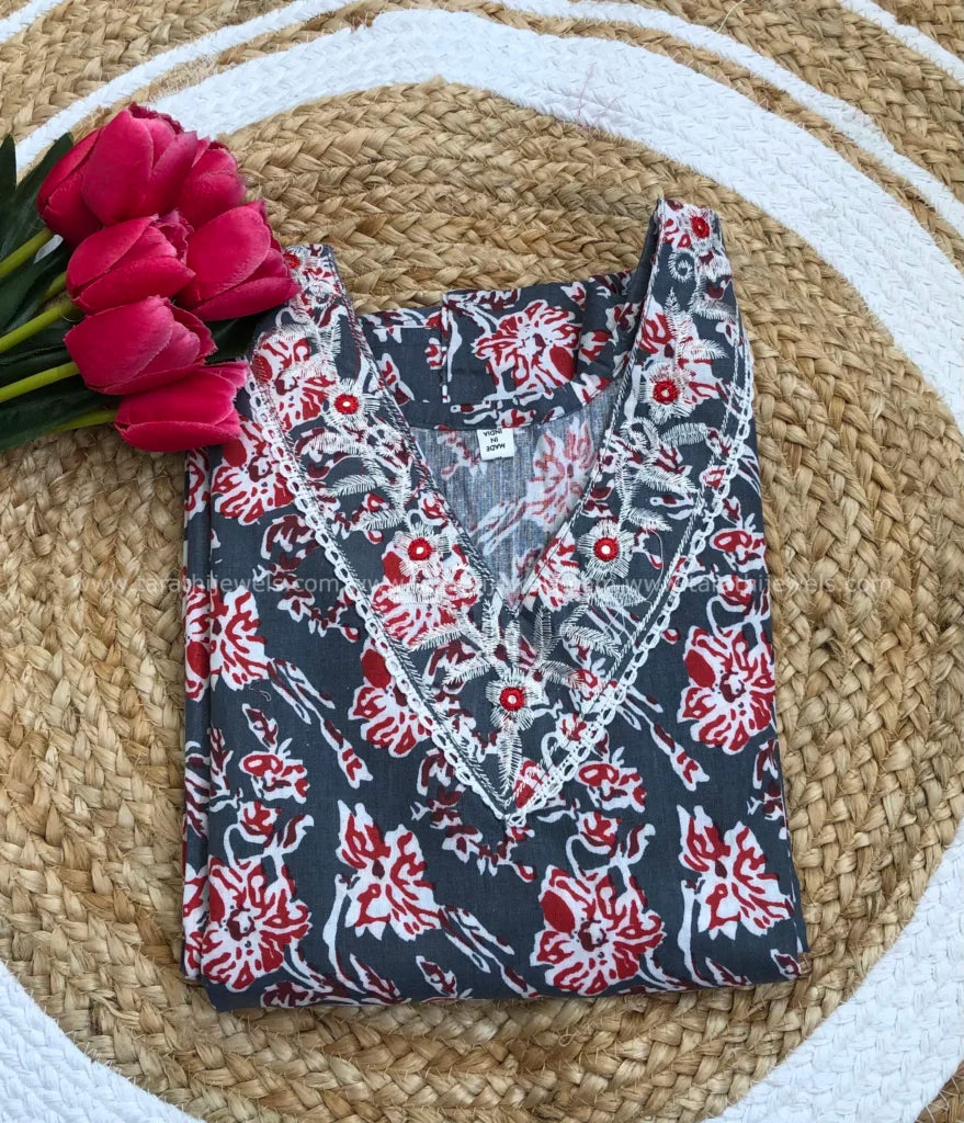 Tarathi V-Neck Two Pieces Set