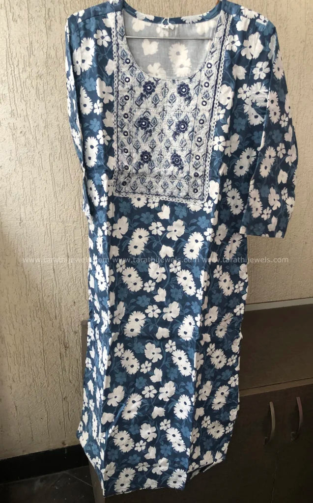 Tarathi Floral Design Two Pieces Set